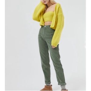 BDG | Urban Outfitters Mom High-Rise Green Corduroy Pants
